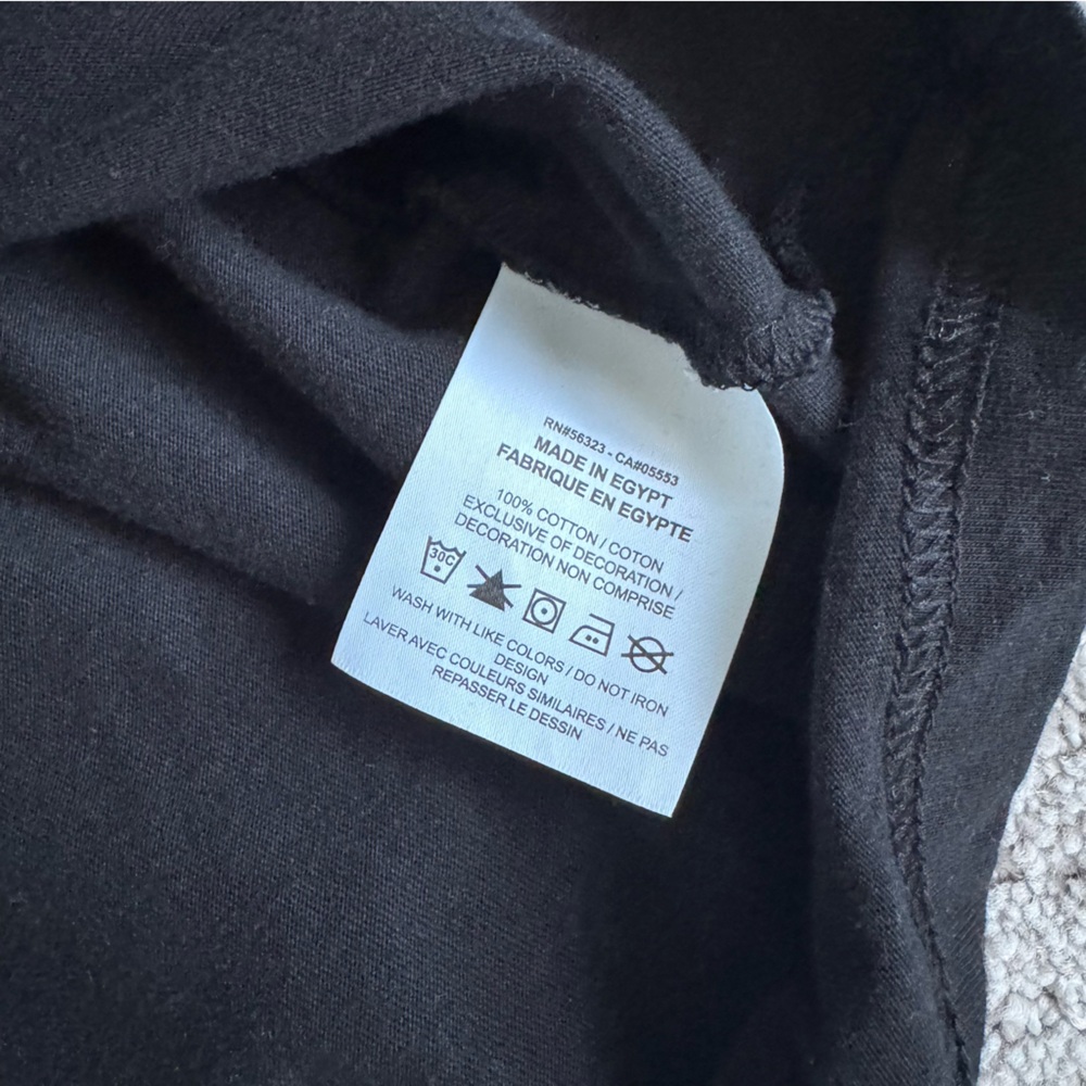 2/$20 Nike Dandelion Swoosh Graphic Pocket Tee – Black – Size S - Picture 6 of 9